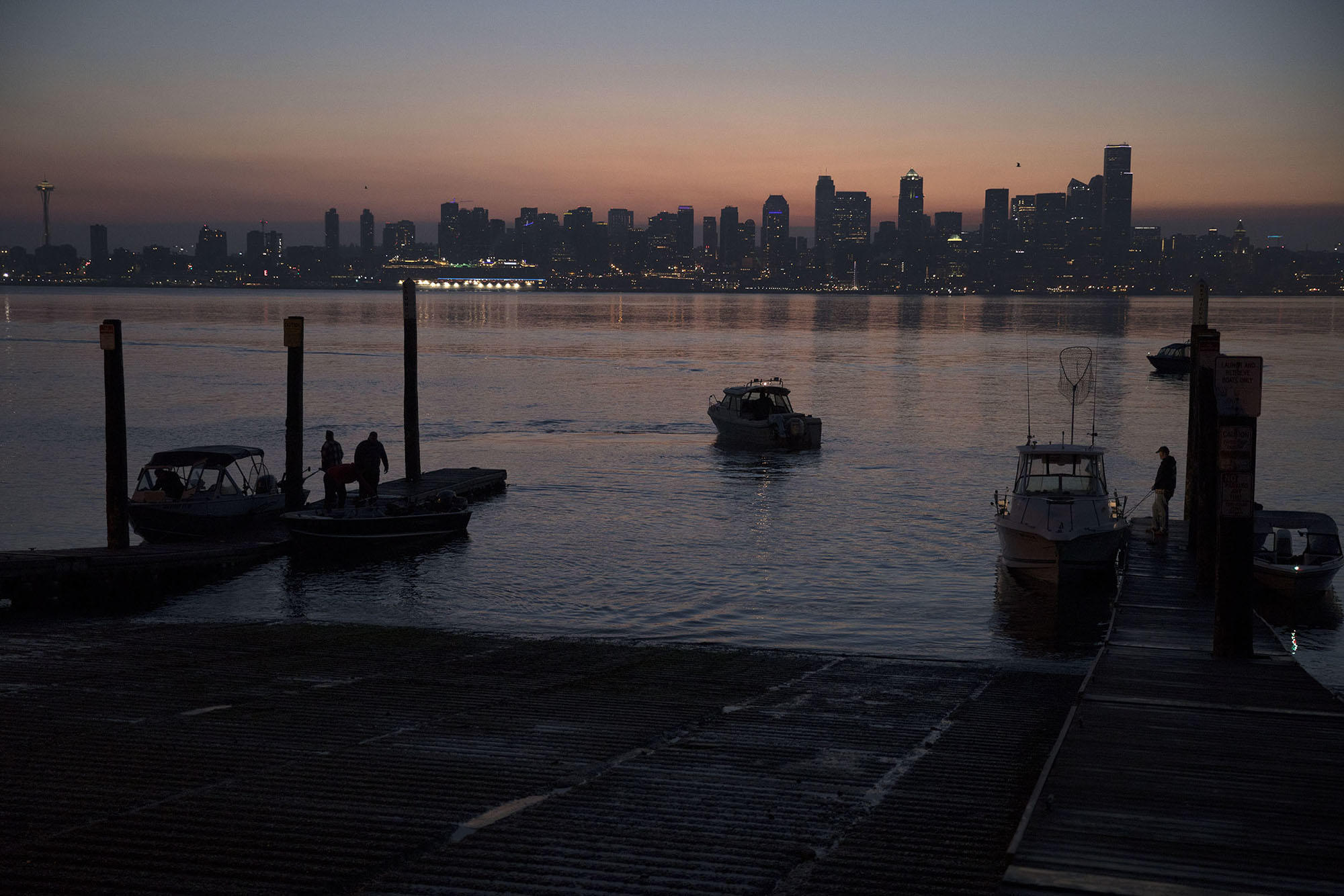 Seattle skyline at dawn