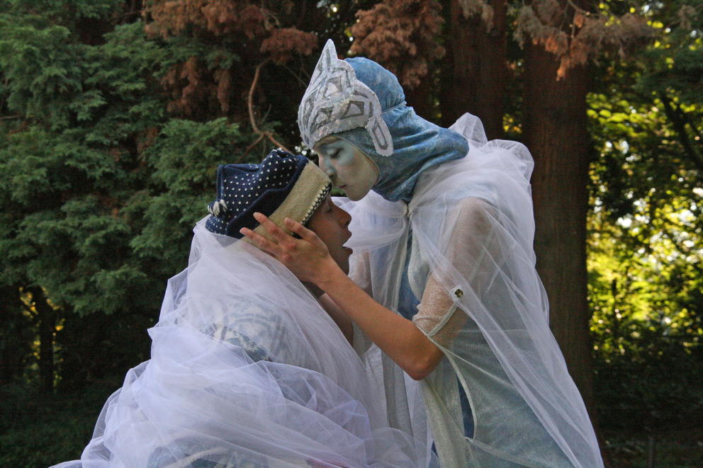 Two performers in "Snow Queen" by Theater Simple