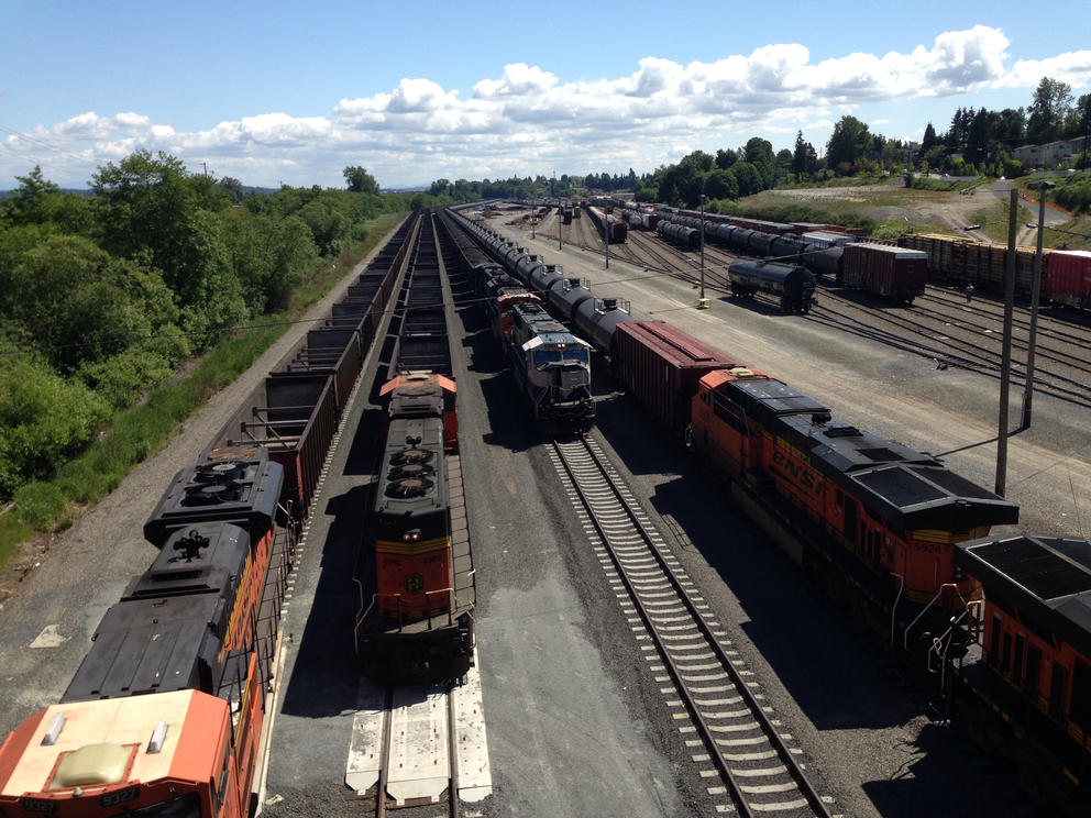 CoalOil_trains.Everett_Floyd_McKay.jpg