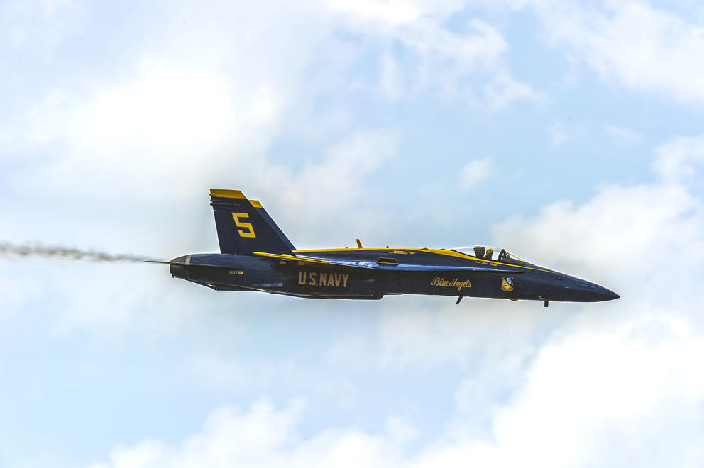 blue angels fight jet in the sky