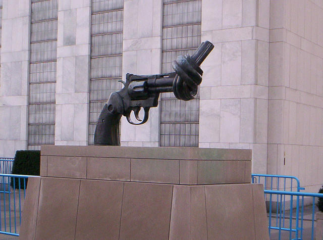 gun_sculpture2.jpg