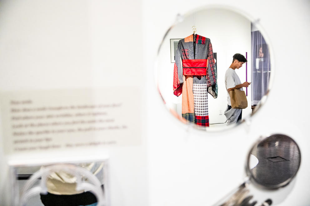 A kimono seen through a mirror