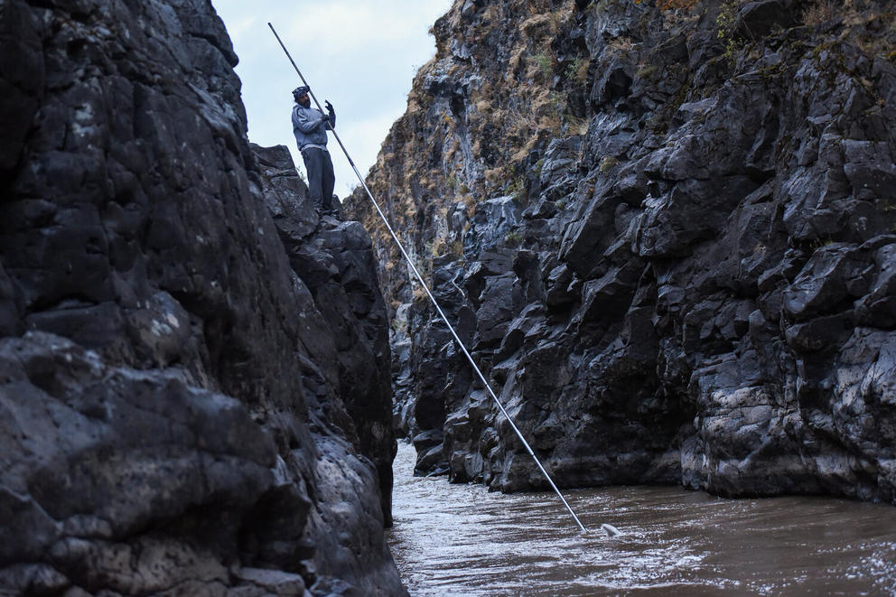 Yakama Nation fisherman William Spoonhunter dip-net fishes 