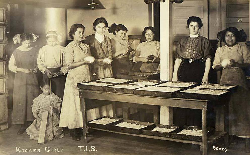 Kitchen girls, Tulalip Indian School, 1912. 