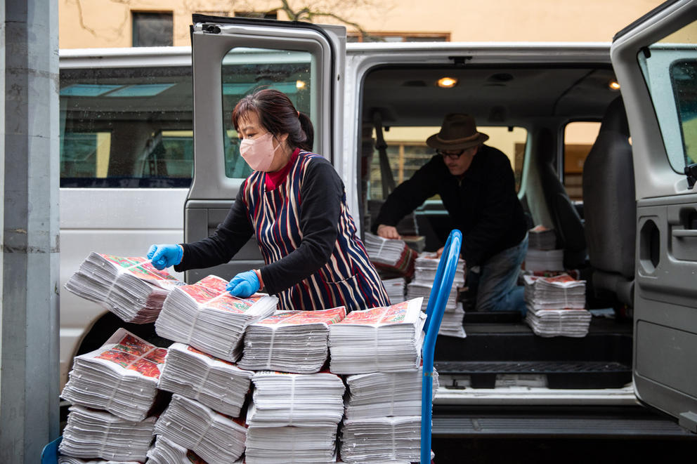Ya Tong Hen loads in the last print editions of Northwest Asian Weekly and Seattle Chinese Post papers