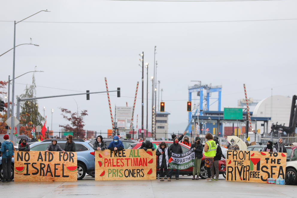 Hundreds of pro-Palestinian protesters gather at the Port of Tacoma 